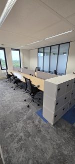 SET - Kinnarps Electric Duo Desk 180x90xH62-85cm + 2 Steelcase Think Office Chair, ST04222 - Image 12