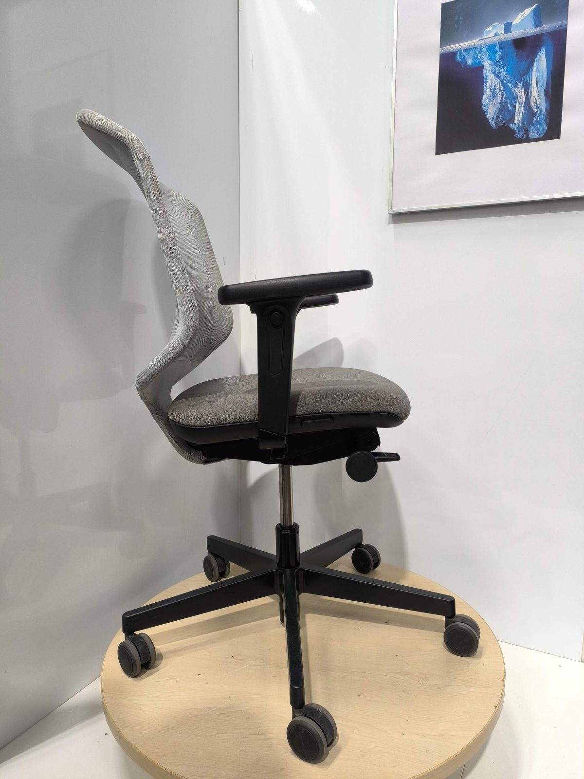 Giroflex 434 – Ergonomic chair, ST04286 - Image 3