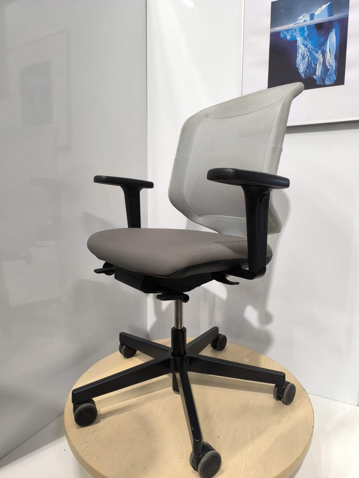 Giroflex 434 – Ergonomic chair, ST04286 - Image 4