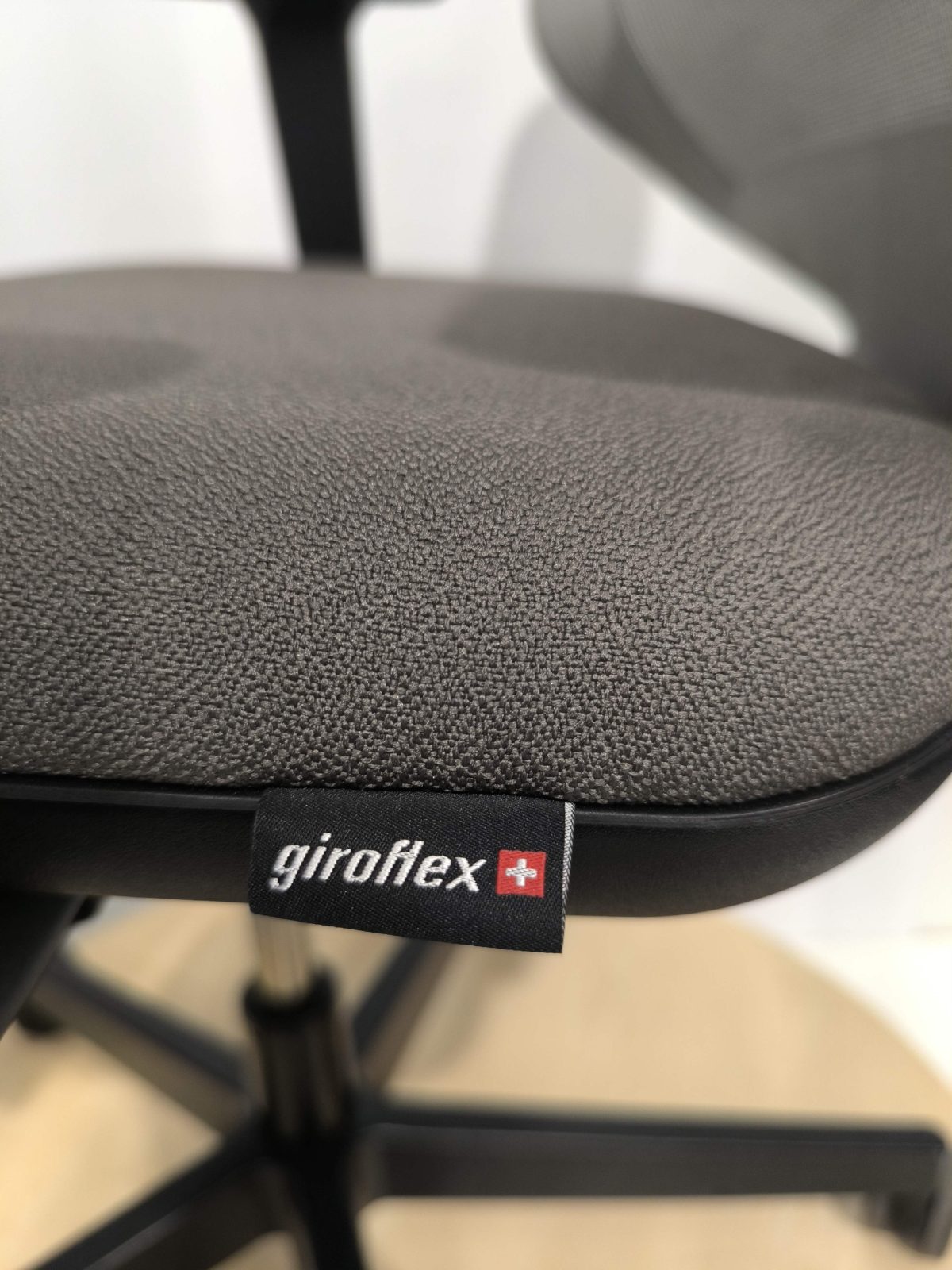 Giroflex 434 – Ergonomic chair, ST04286 - Image 10