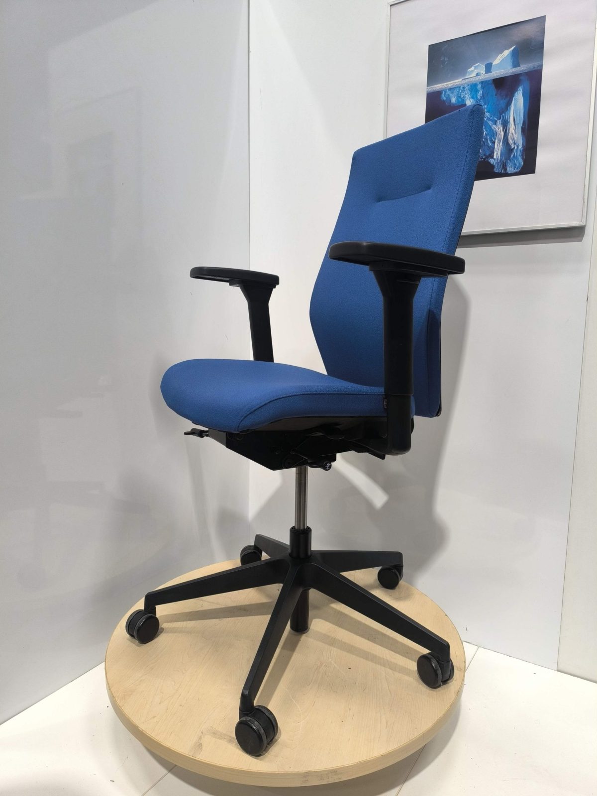 Konig&Neurath Jet II – Ergonomic chair, ST04343 - Image 4