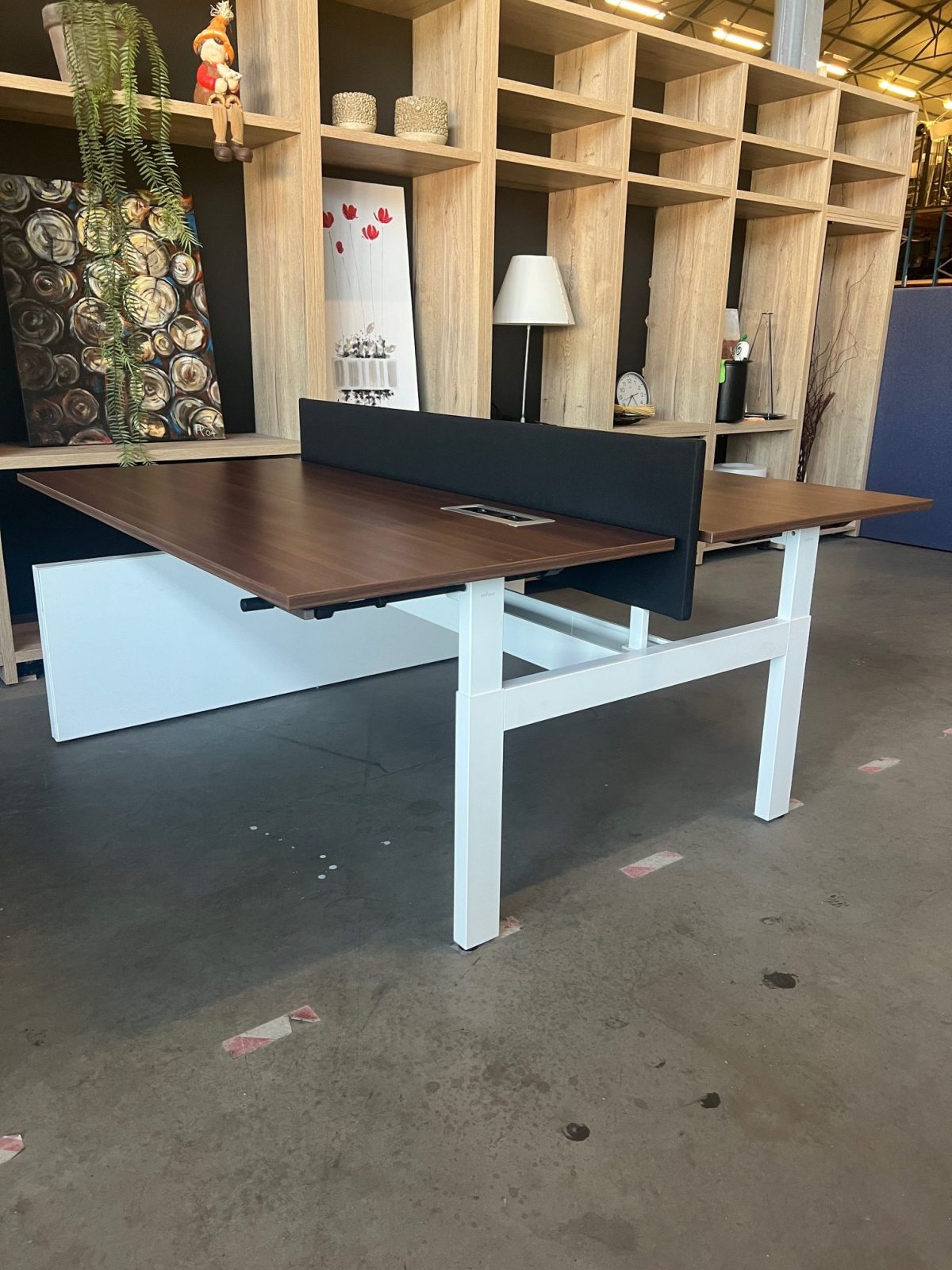 Ahrend – Adjustable duo-desk with crank, acoustic panel ( NEW FABRIC), cable management and power socket – 160x80xH62-86 cm, ST04327 - Image 5