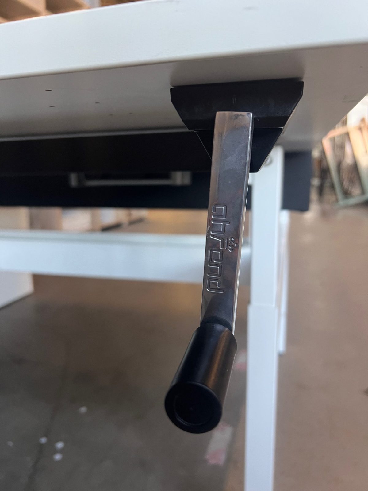 Ahrend – Adjustable duo-desk with crank, acoustic panel ( NEW FABRIC), cable management and power socket – 160x80xH62-86 cm, ST04330 - Image 12