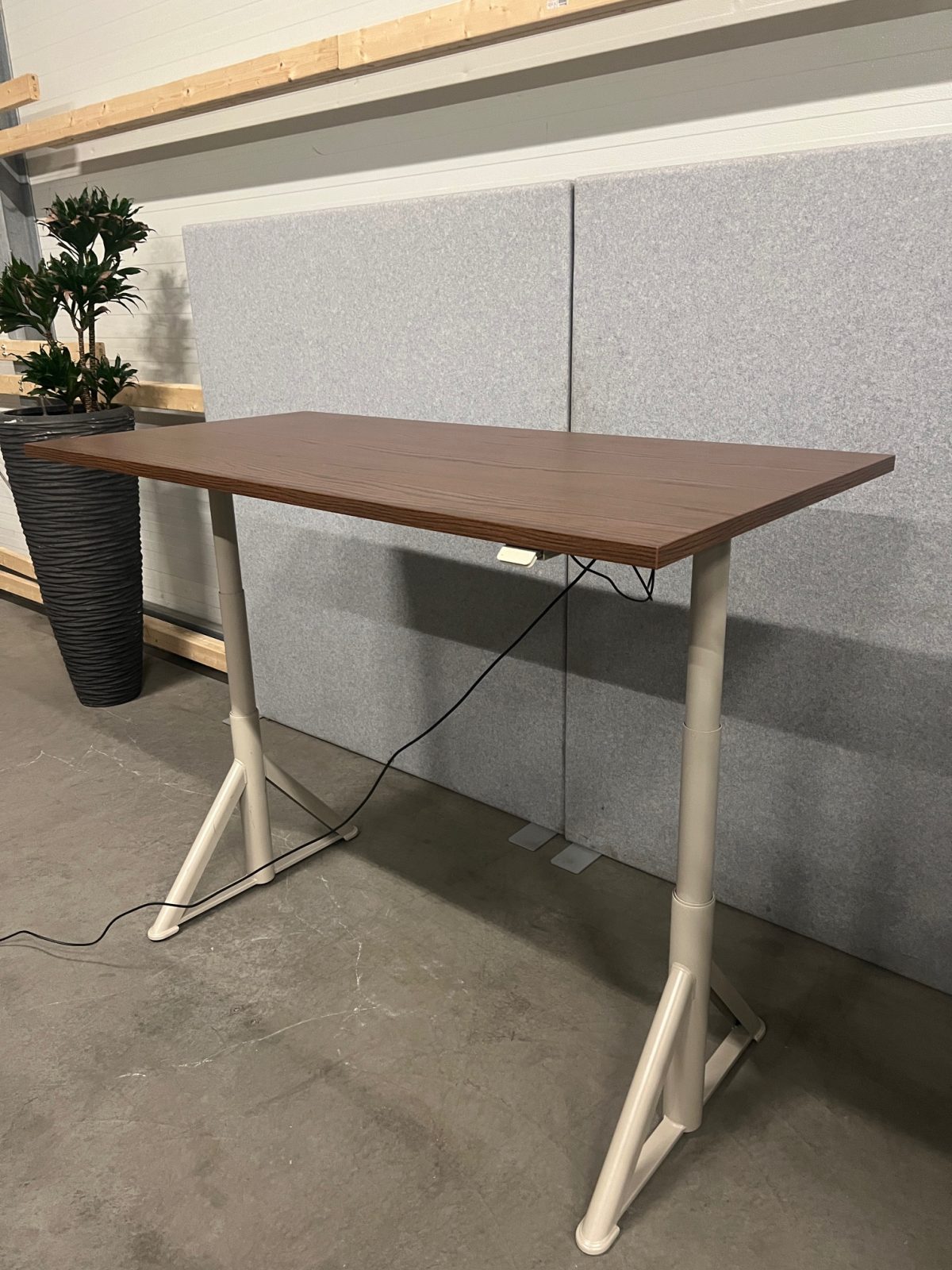 Linak – Electric sit-stand desk – 160x80xH62-128 cm, ST04369 - Image 4
