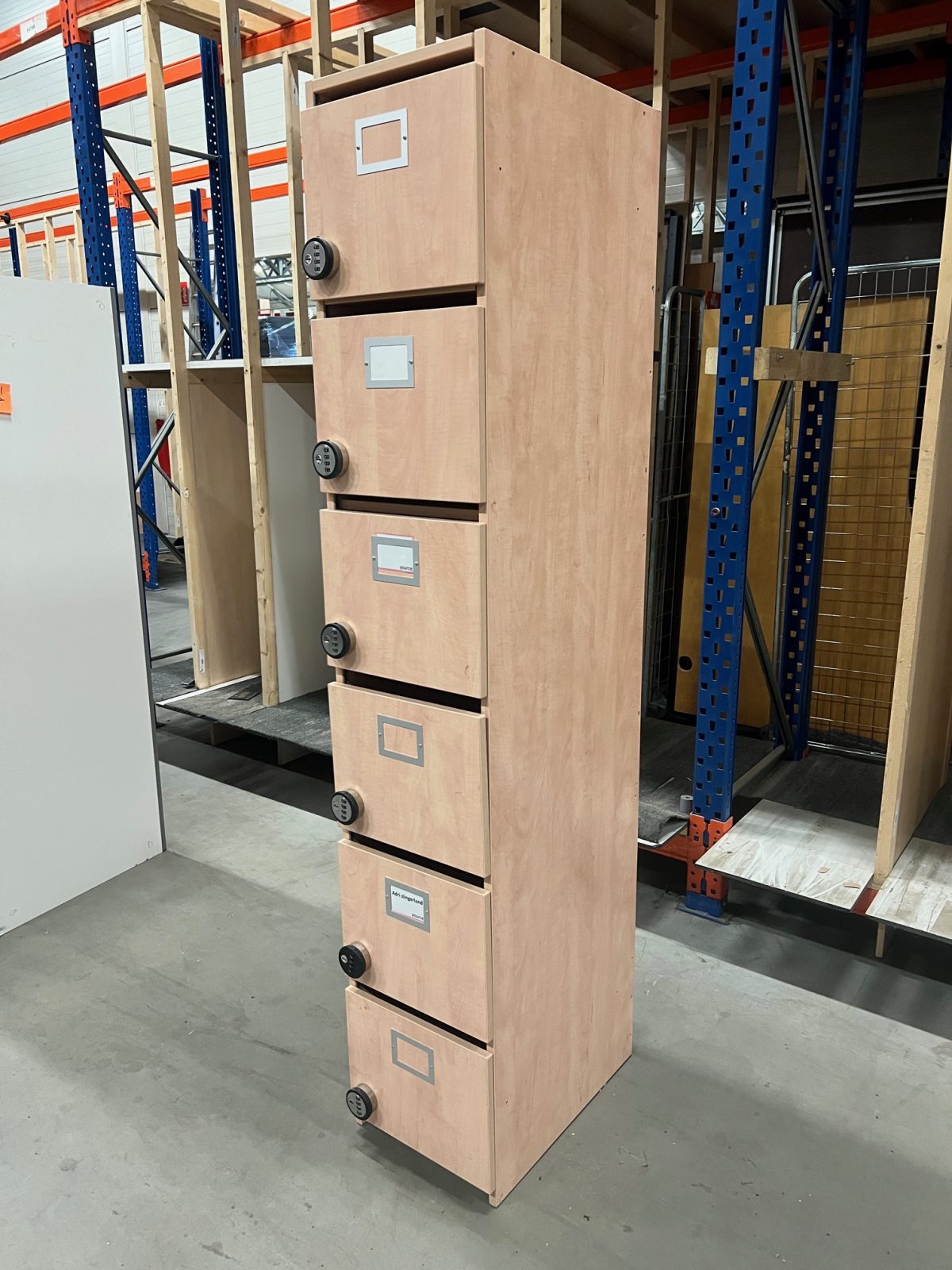 Locker with 6 spaces – 36x56xH198 cm, ST04403 - Image 3