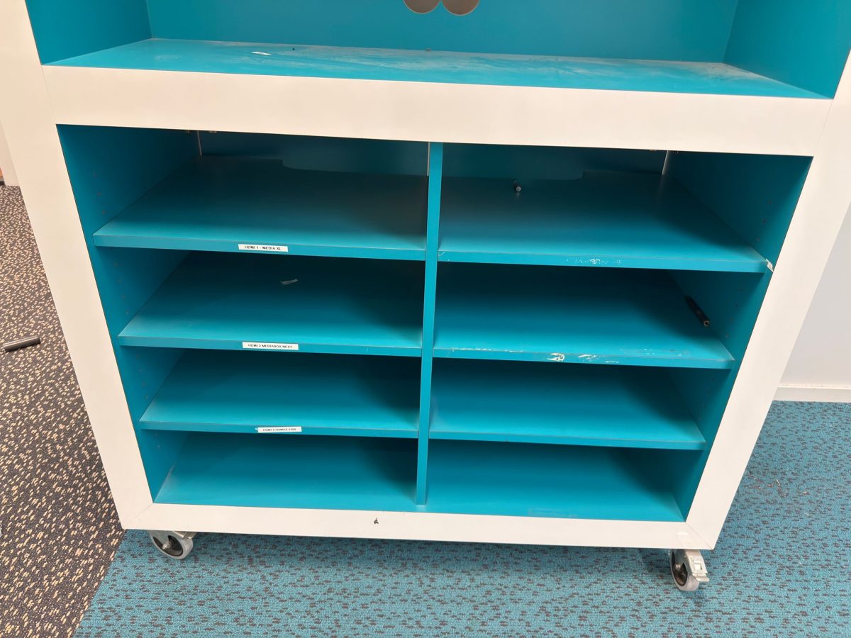 Storage cabinet on wheels – 126x55xH182 cm, ST04428 - Image 8