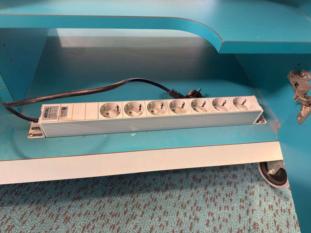 Storage cabinet on wheels – 126x55xH182 cm, ST04428 - Image 5