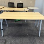 Adjustable desk with screw and cable management – 160x80xH64-86 cm, ST04422