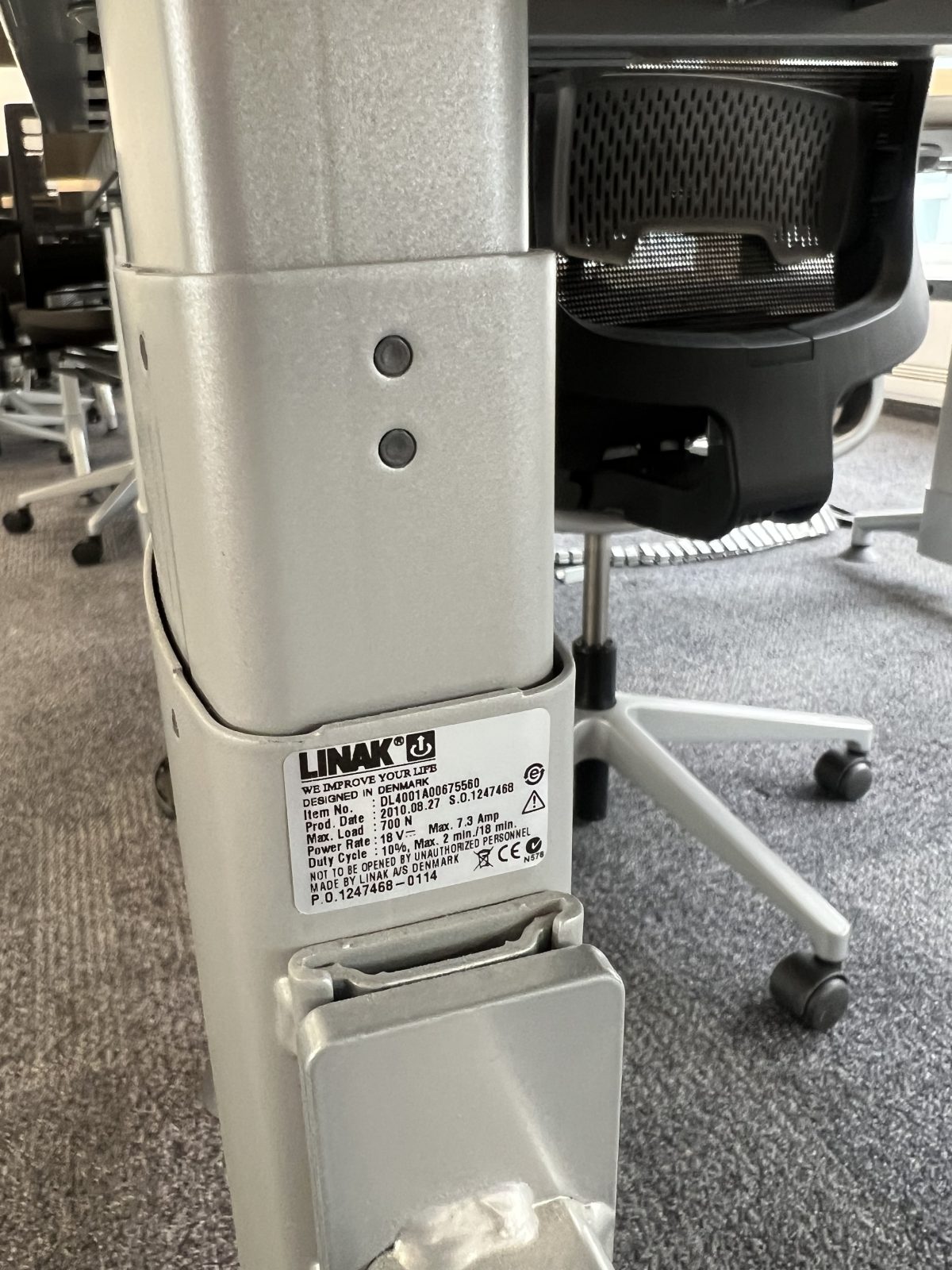 Electric sit-stand desk with cable management and display with memory – 160x80x72-138 cm, ST04419 - Image 7