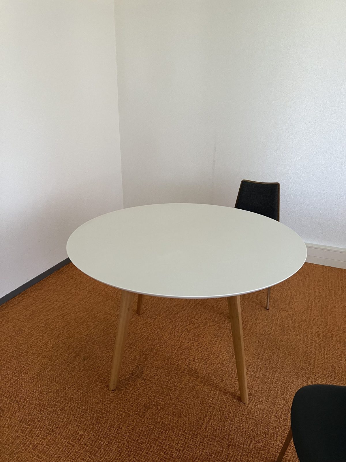 Arper - Canteen table – diameter 120xH75 cm, ST04412 - Image 3