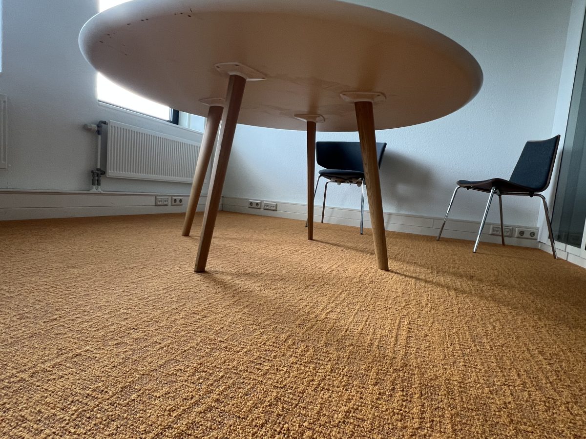 Arper - Round table – diameter 160xH75 cm, ST04414 - Image 6