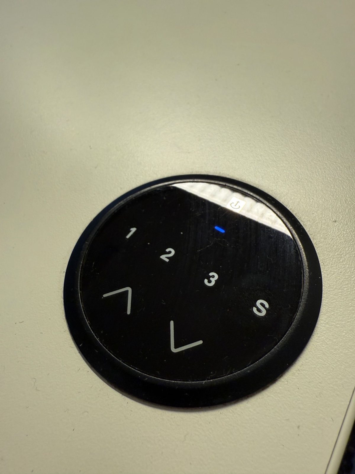 Drentea - Electric sit-stand duo-desk with cable management and divider – 140x80xH62-128 cm, ST04426 - Image 10