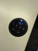 Drentea - Electric sit-stand duo-desk with cable management and divider – 140x80xH62-128 cm, ST04426 - Image 8