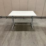 Aspa - Adjustable desk refurbished with screw and cable management ( the top is NEW ) – 120x80xH62-84 cm, ST04022