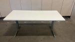 Adjustable desk refurbished with crank and cable management ( the top is NEW )– 160x80xH64-90 cm, ST02918 - Image 10