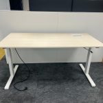 Drentea – Adjustable desk with crank, power socket and cable management – 160x80xH65-89 cm, ST04443