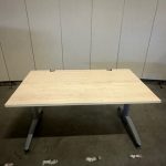 Scharf – Adjustable desk with screw and cable management – 140x80xH64-84 cm, ST03219