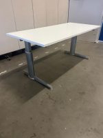 Adjustable desk refurbished with crank and cable management ( the top is NEW )– 160x80xH64-90 cm, ST02918 - Image 5