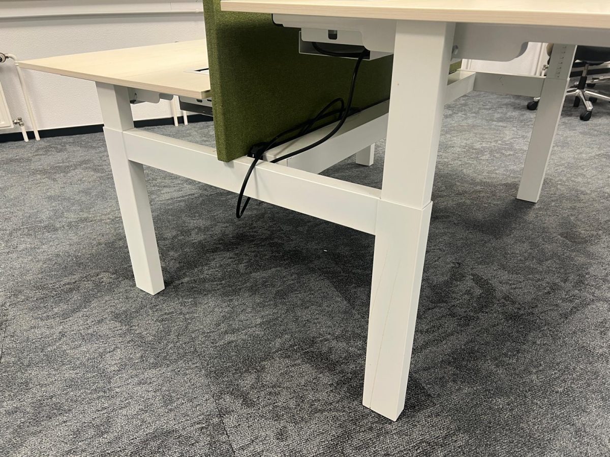 Drentea – Adjustable duo-desk with crank, cable management, power socket and divider ( green ) – 160x80xH65-89 cm, ST04438 - Image 5