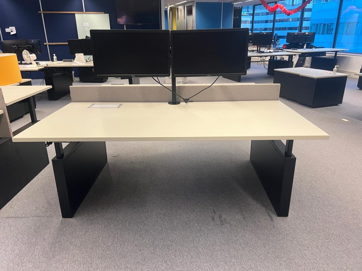 Drentea – Adjustable duo-desk with crank, cable management, power socket, monitor, monitor support and divider – 180x90xH62-86 cm, ST04451 - Image 5