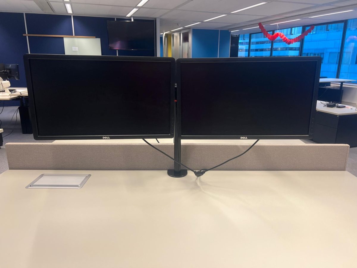 Drentea – Adjustable duo-desk with crank, cable management, power socket, monitor, monitor support and divider – 180x90xH62-86 cm, ST04451 - Image 8