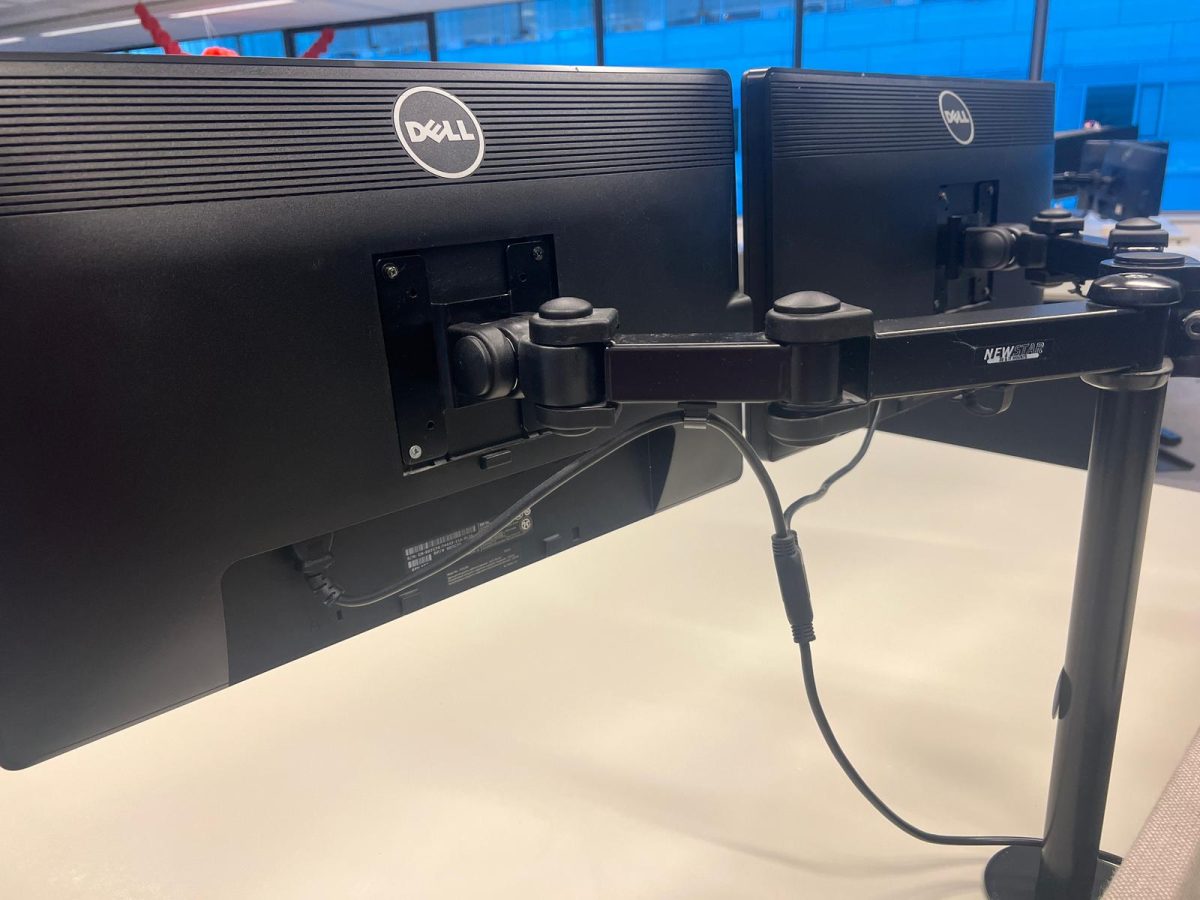 Drentea – Adjustable duo-desk with crank, cable management, power socket, monitor, monitor support and divider – 180x90xH62-86 cm, ST04451 - Image 10