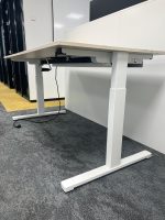 Drentea – Adjustable desk with crank, power socket and cable management – 160x80xH65-89 cm, ST04443 - Image 5