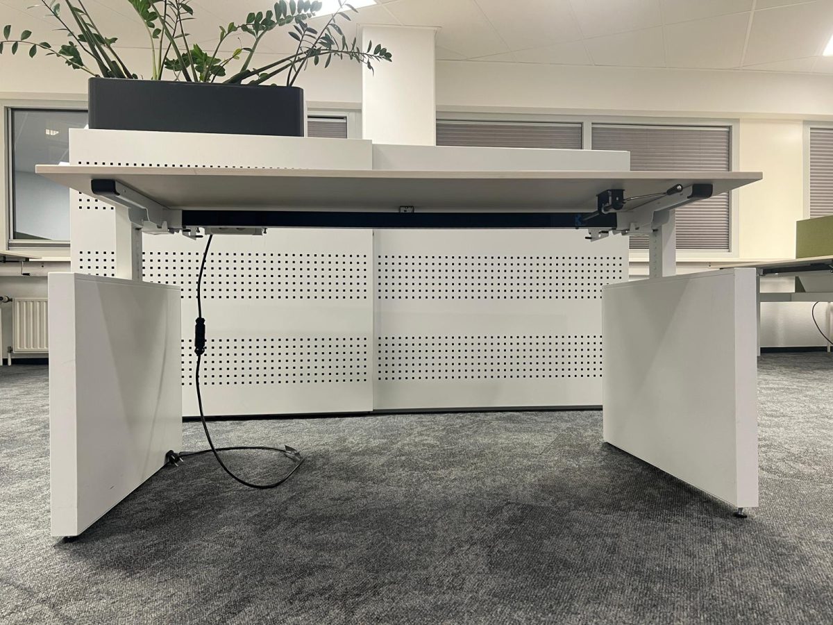 Drentea - Adjustable desk with crank, power socket and cable management – 160x80xH65-89 cm, ST04440 - Image 4