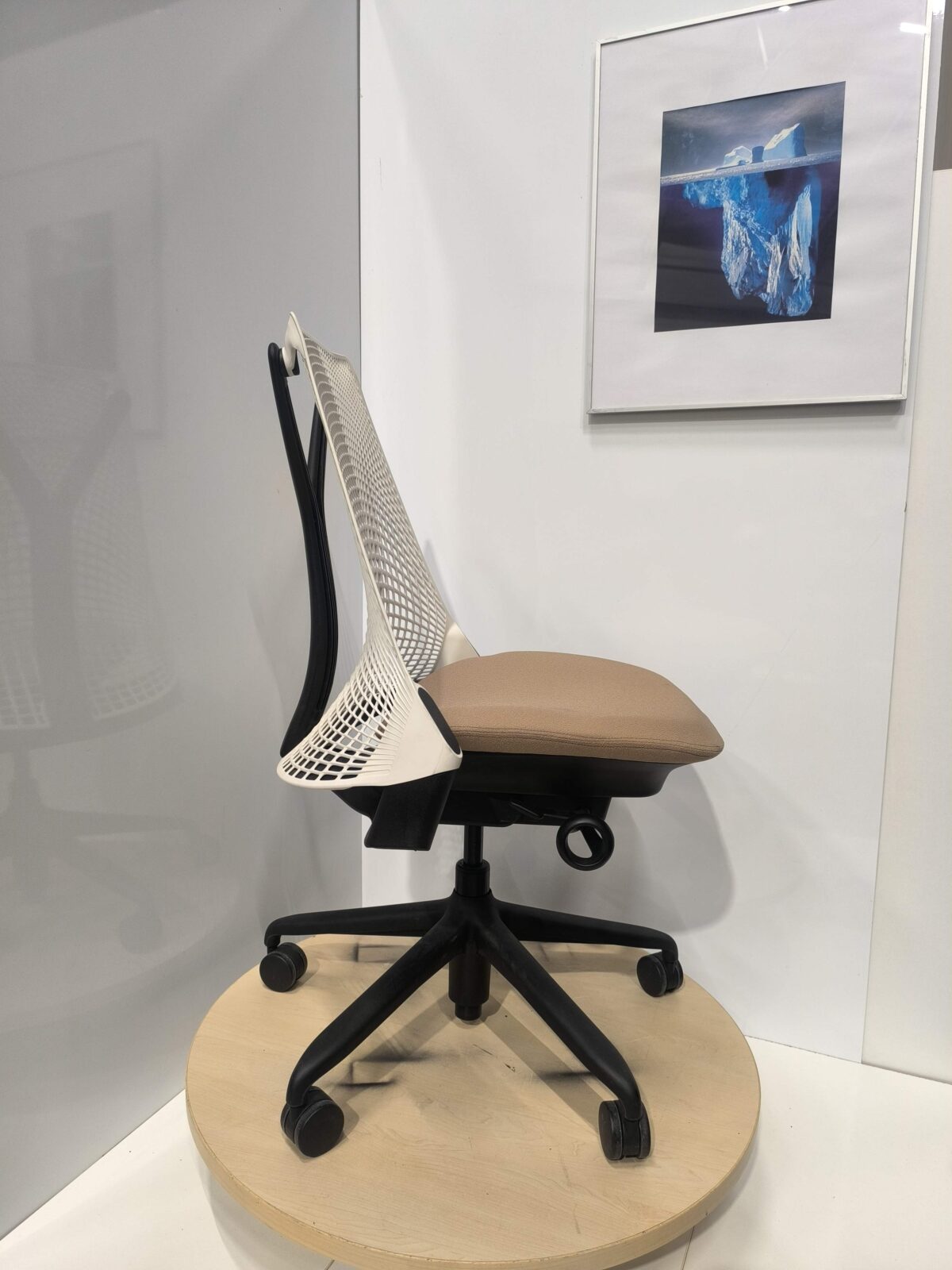 Herman Miller Sayl - Ergonomic chair, ST04564 - Image 3