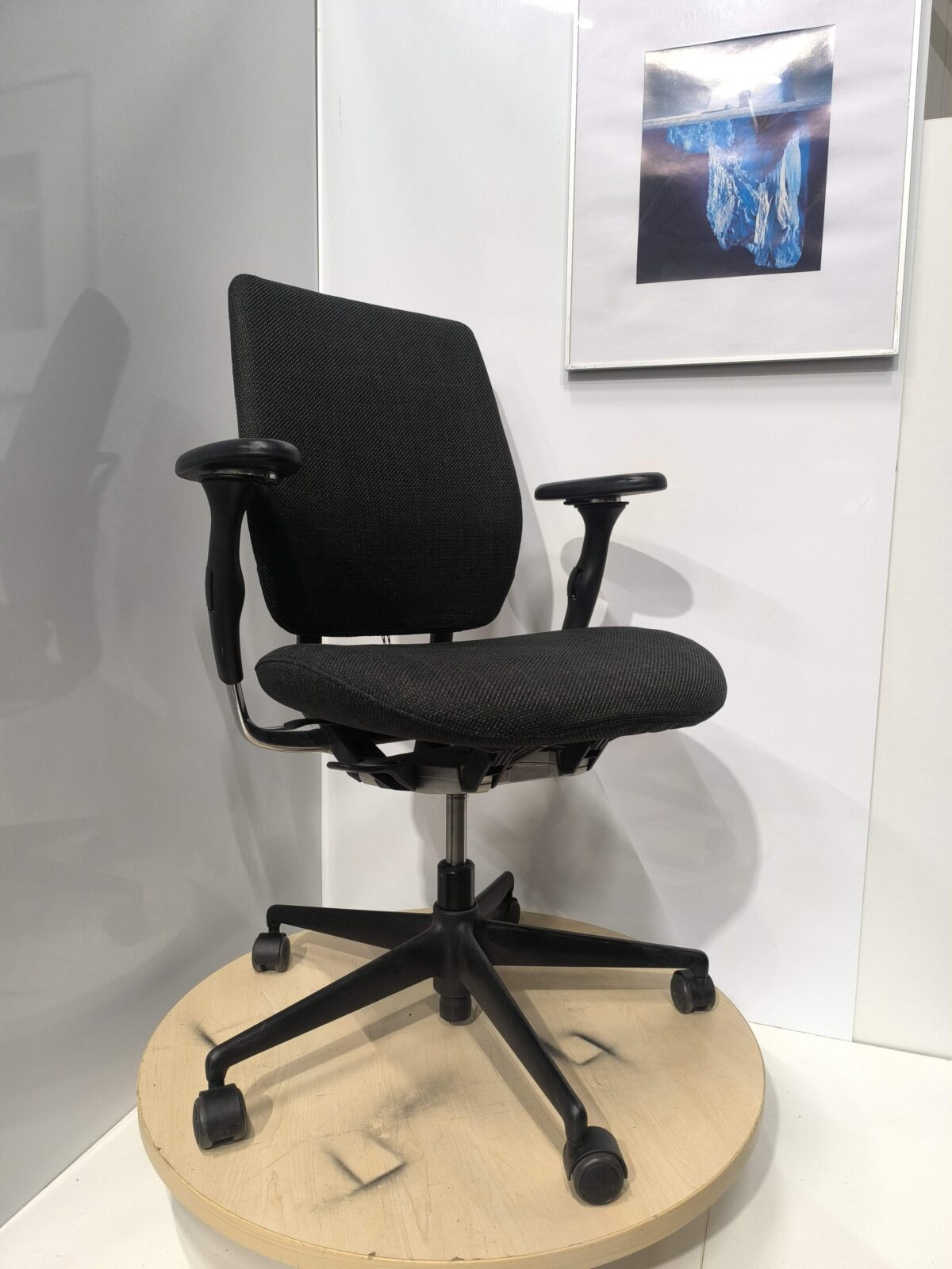 Vitra Oson – Ergonomic chair, ST04577 - Image 2