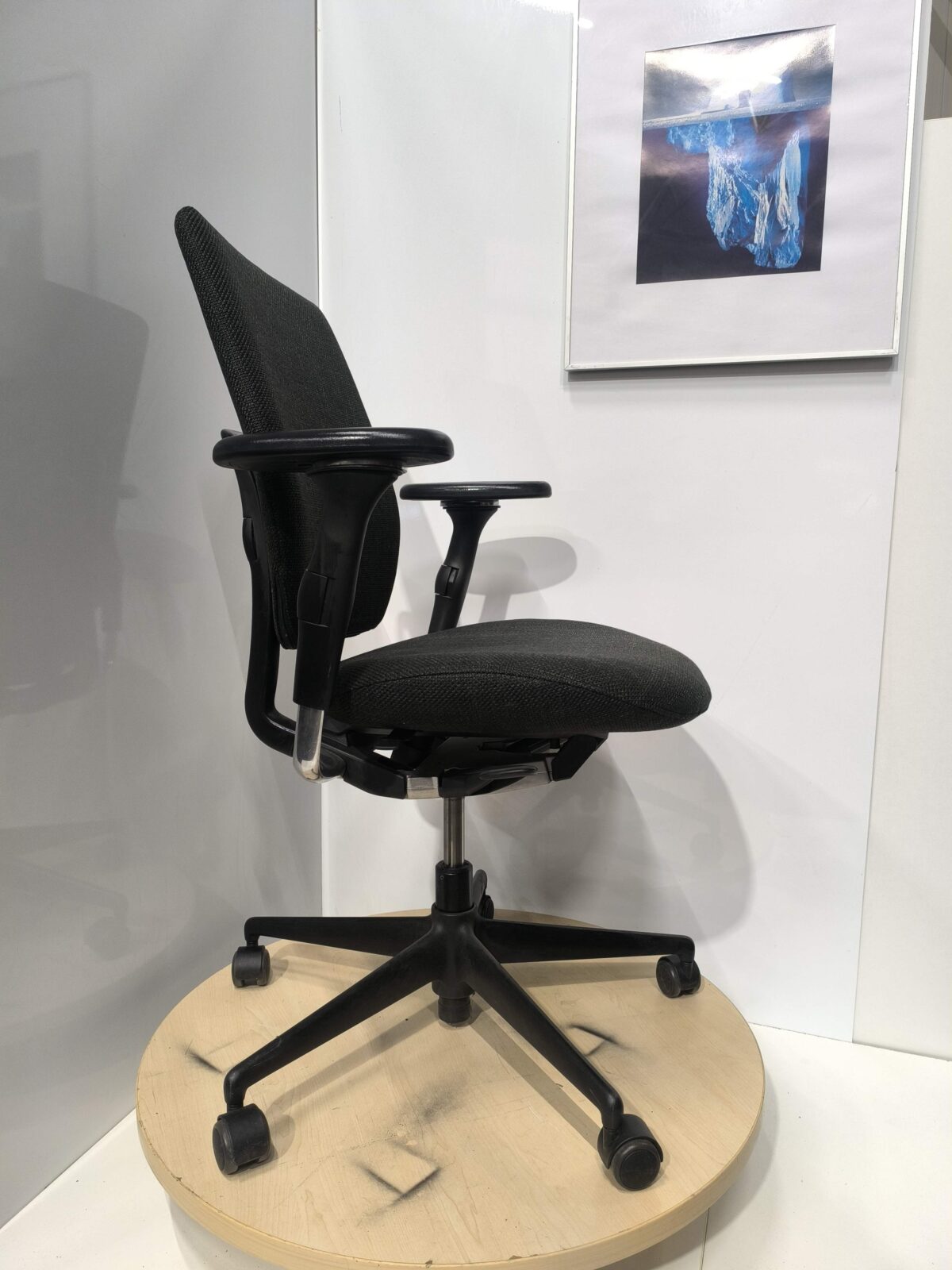 Vitra Oson – Ergonomic chair, ST04577 - Image 3