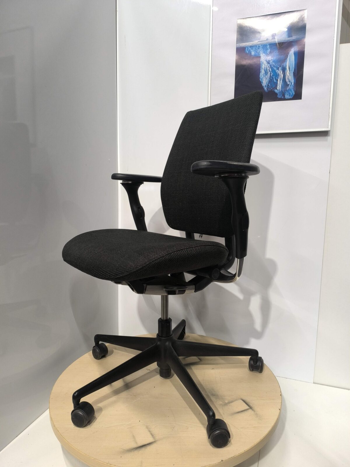 Vitra Oson – Ergonomic chair, ST04577 - Image 4