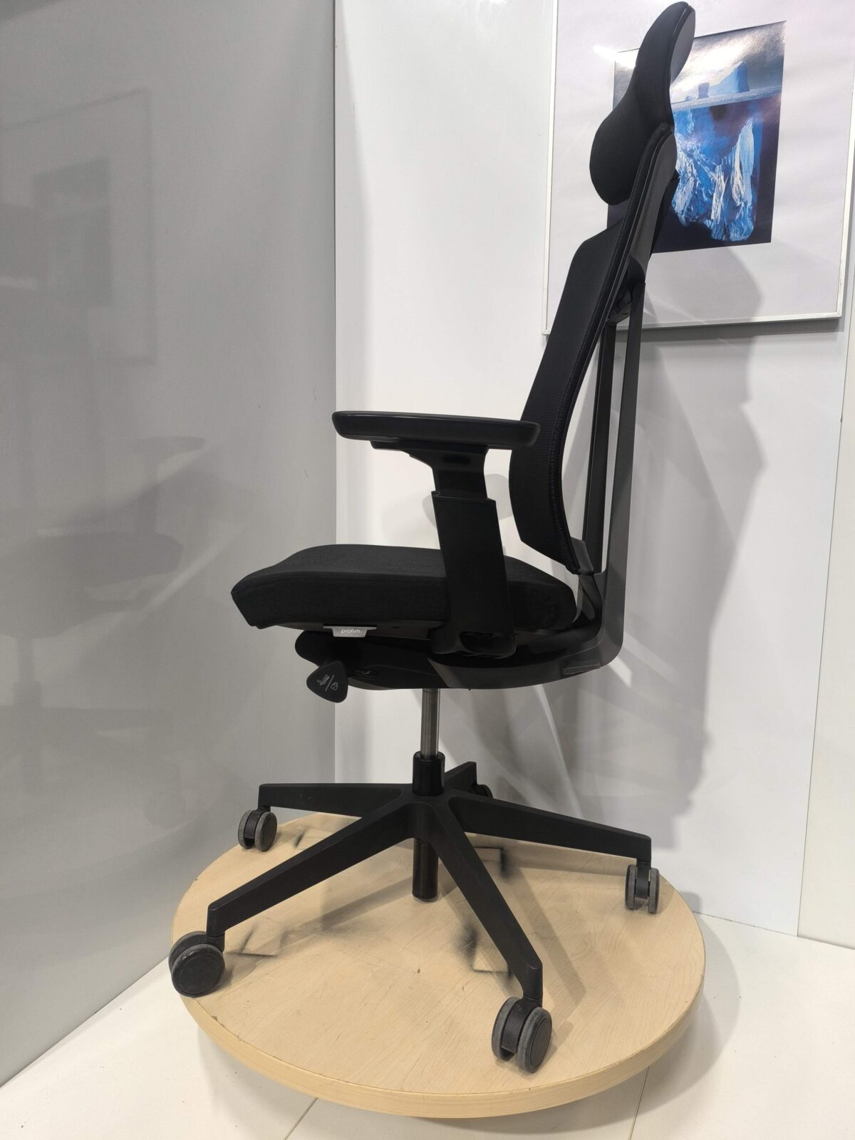 Profim Xenon Net – Ergonomic chair, ST04578 - Image 4
