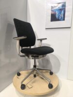 Vitra Oson – Ergonomic chair, ST04580 - Image 2