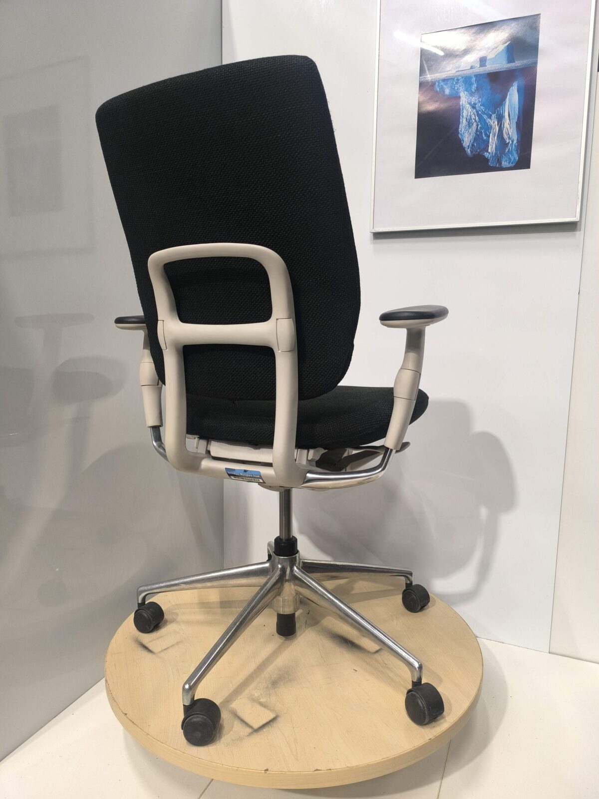 Vitra Oson – Ergonomic chair, ST04580 - Image 7