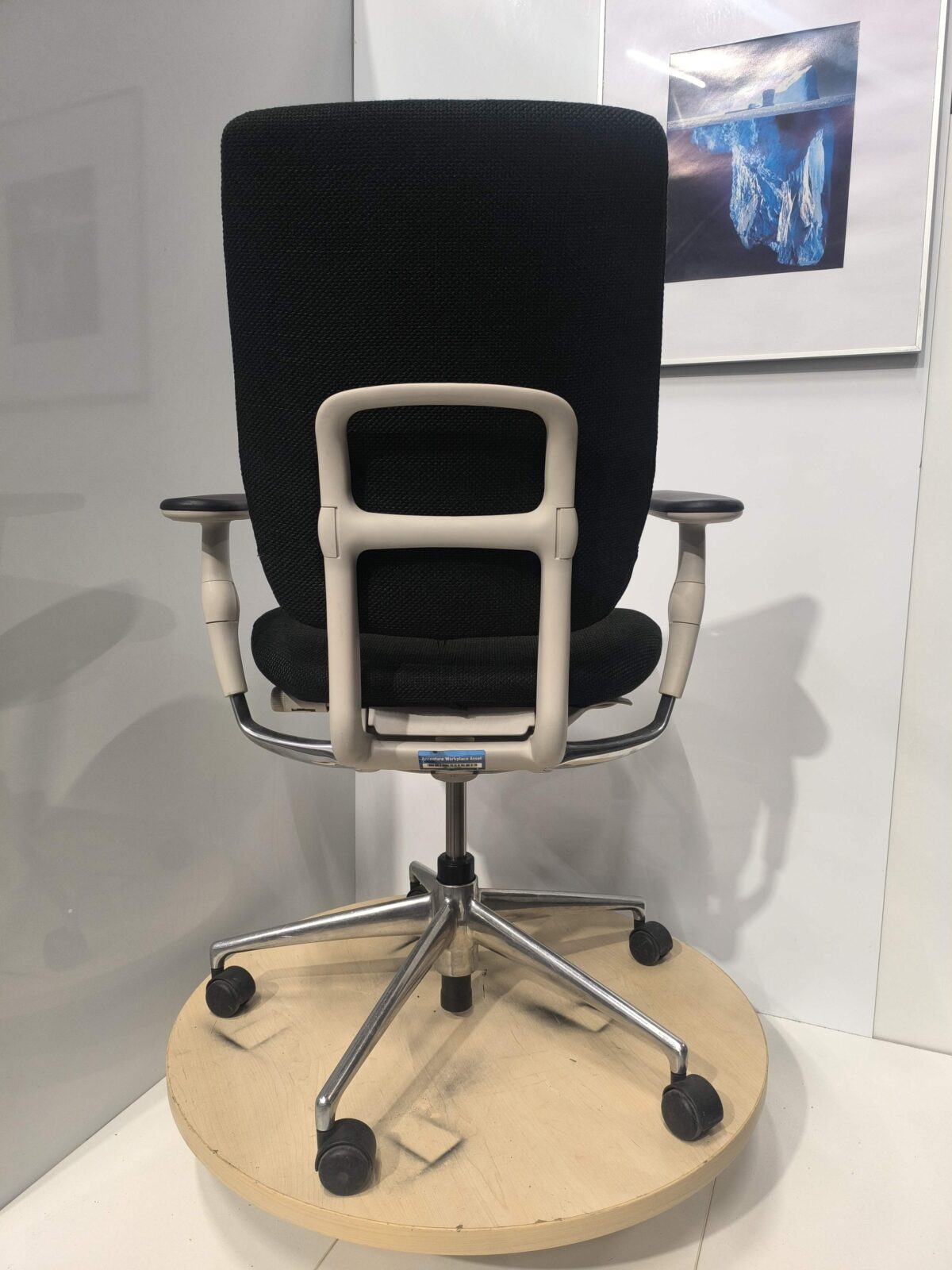 Vitra Oson – Ergonomic chair, ST04580 - Image 6