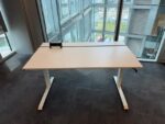 Sedus - Adjustable desk with crank, cable management and BachMann power socket – 140x80xH62-86 cm, ST04689 - Image 5