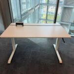 Sedus - Adjustable desk with crank, cable management and BachMann power socket – 140x80xH62-86 cm, ST04689