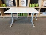 Actiforce - Adjustable sit-stand desk with crank and cable management – 130x80xH70-120 cm, ST04613