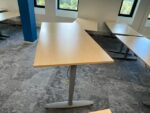 Kinnarps – Electric sit-sit desk with cable management – 160x80xH62-85 cm, ST04679 - Image 9