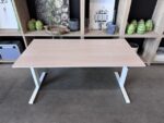 Vepa - Adjustable desk with crank and cable management– 160x80xH64-86 cm, ST04797