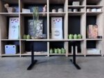 Sit-stand desk adjustable with crank 140x80xH70-116 cm, ST04801 - Image 2