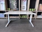 Steelcase - adjustable desk with crank 160x80xH62-93 cm, ST04804
