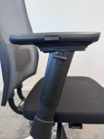 Donati office chair with mesh backrest–NEN 1335, ST04877 - Image 12