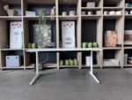 Ahrend - Electric adjutable desk with cable management and plug -160x80xH62-90 cm, ST04817 - Image 2